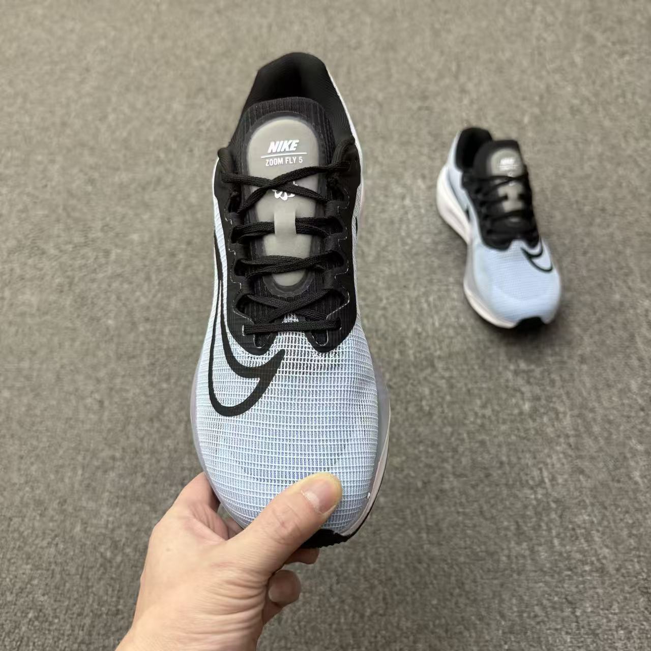 Nike Air Zoom in Blue/Grey