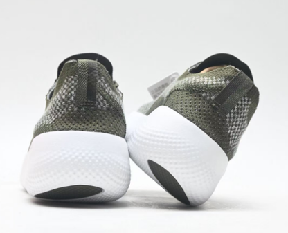 Nike Free Sneaker in Green/White: Botanical Flex