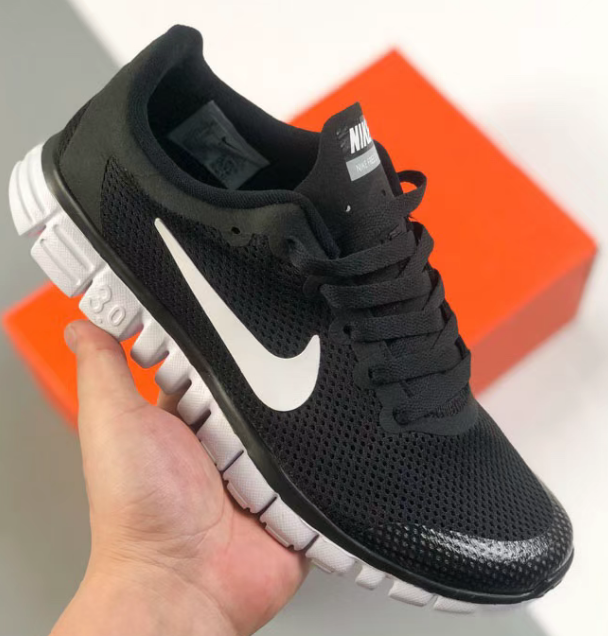 Nike Free RN 3.0 in Black/White: Essential Anatomy