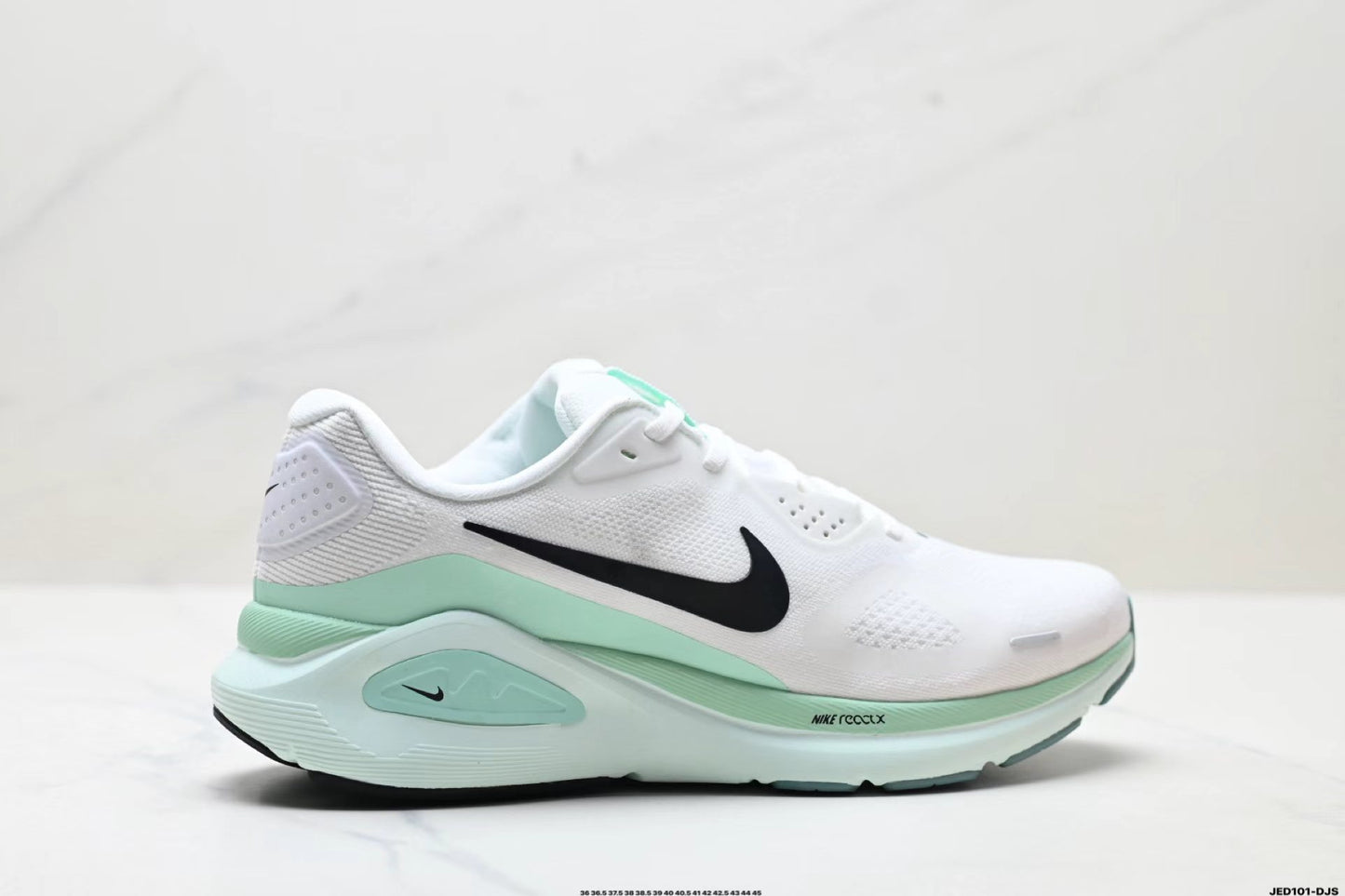 Nike Zoom Sneaker in White/Green: Verdant Velocity