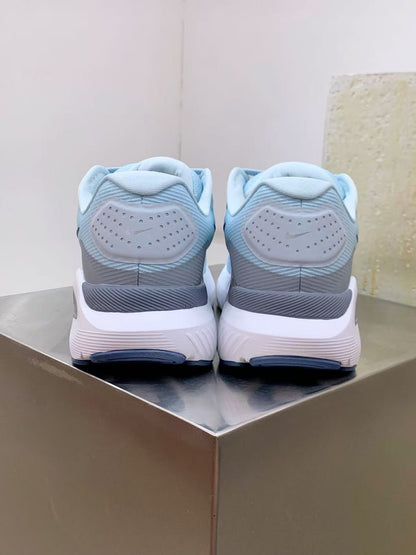 Nike Zoom Sneaker in Blue/White: Nautical Velocity
