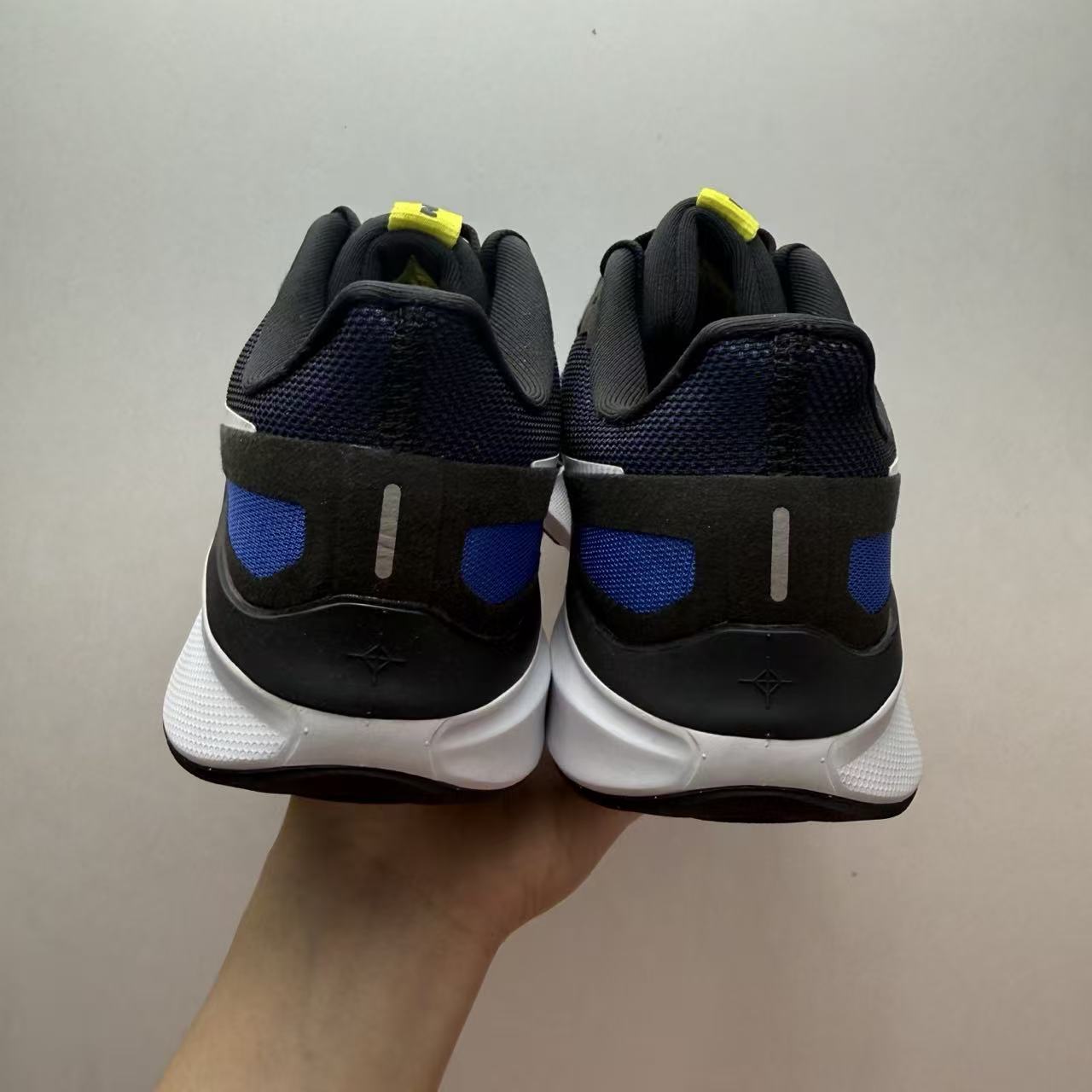 Nike Zoom Series "Black/Blue" – Speed and Style in Monochrome