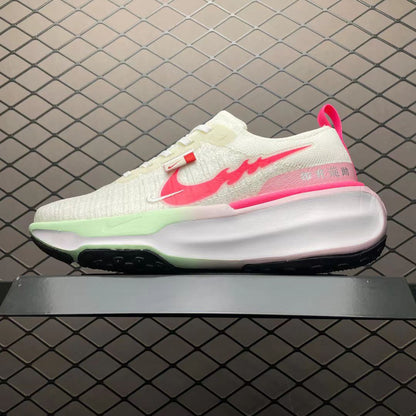 Nike Zoom "Moonshoe" Soft Pink – Vintage-Inspired Elegance