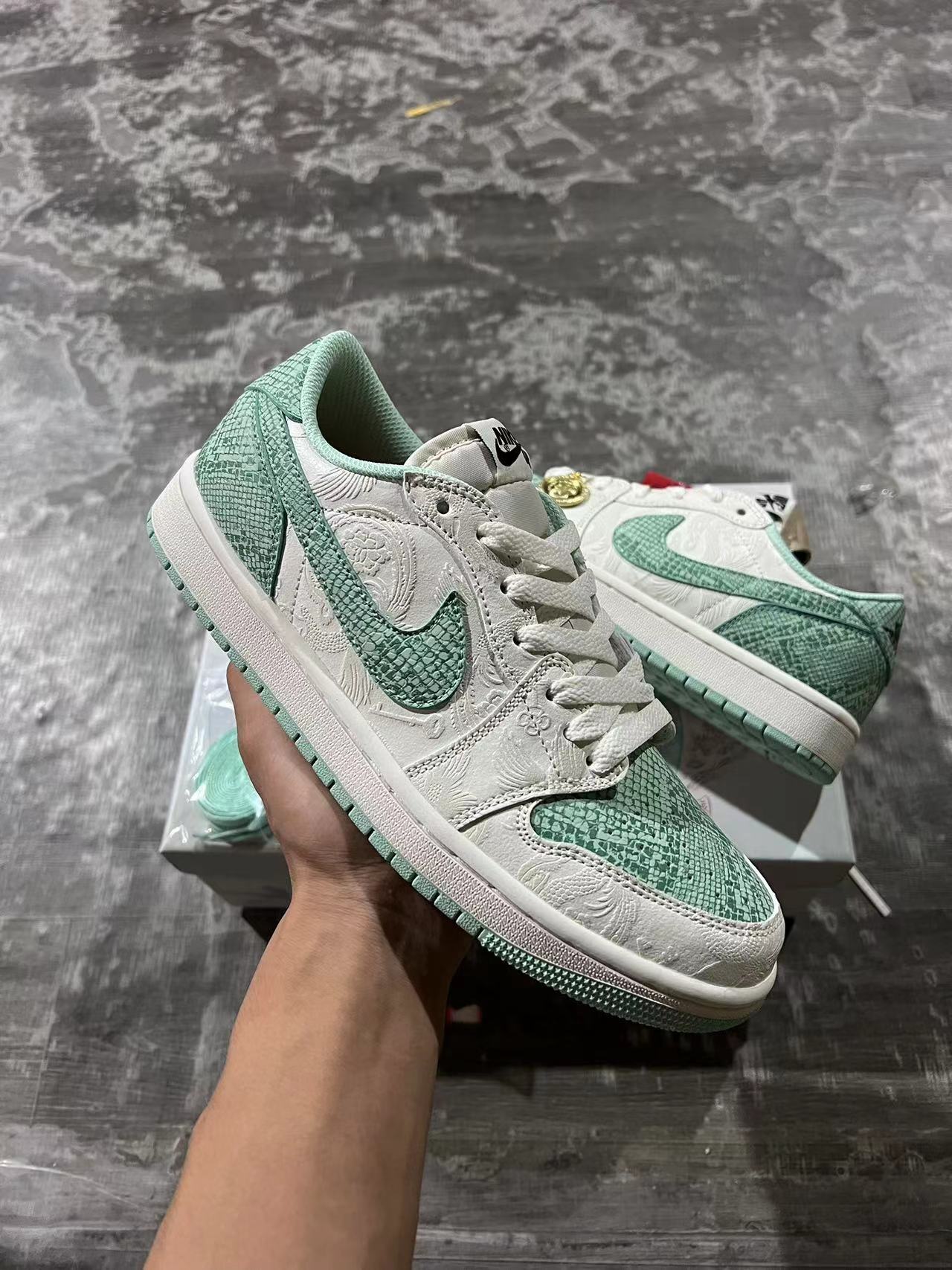 Air Jordan 1 Low OG "Year of the Snake"