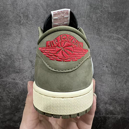 Nike Air Jordan 1 Low – Black / Pine Green