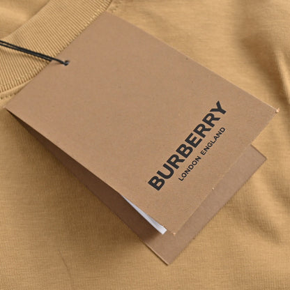 Burberry T-Shirt - Embroidered Knight Logo