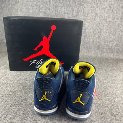 Air Jordan 4 Retro "Cerulean"