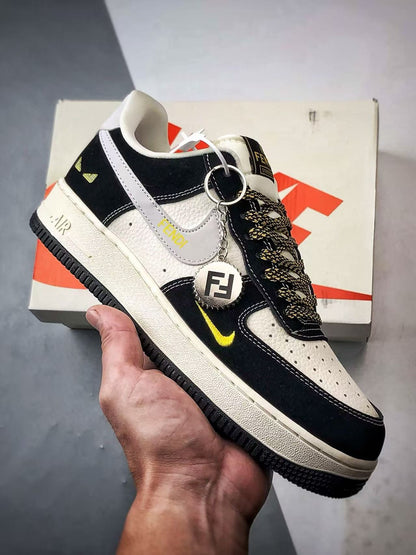 Nike Air Force 1 “Black/Yellow” – Bold Contrast &amp; Streetwear Legacy