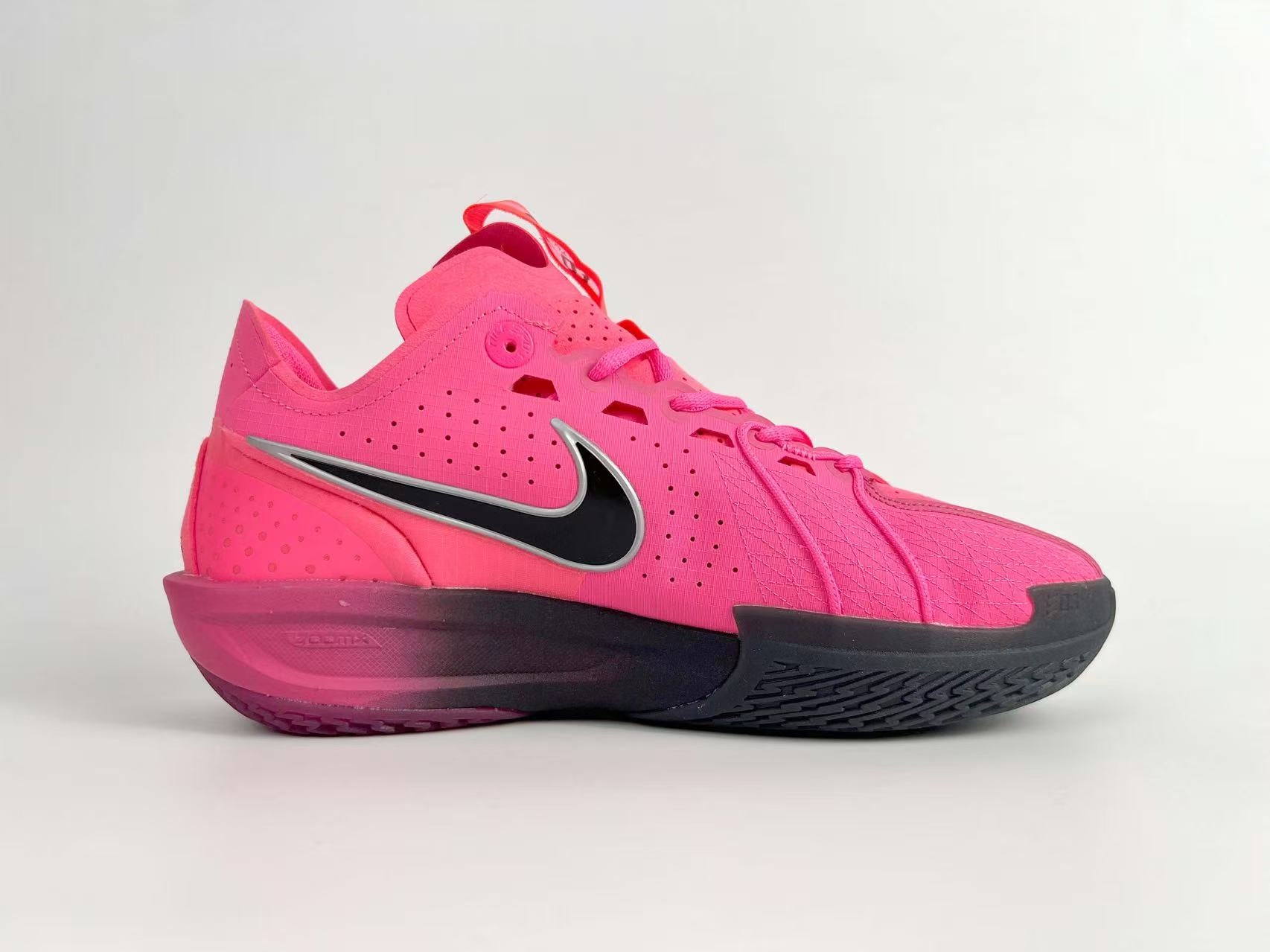 Nike G.T. Cut 3 "Hot Fuchsia" – High-Voltage Performance