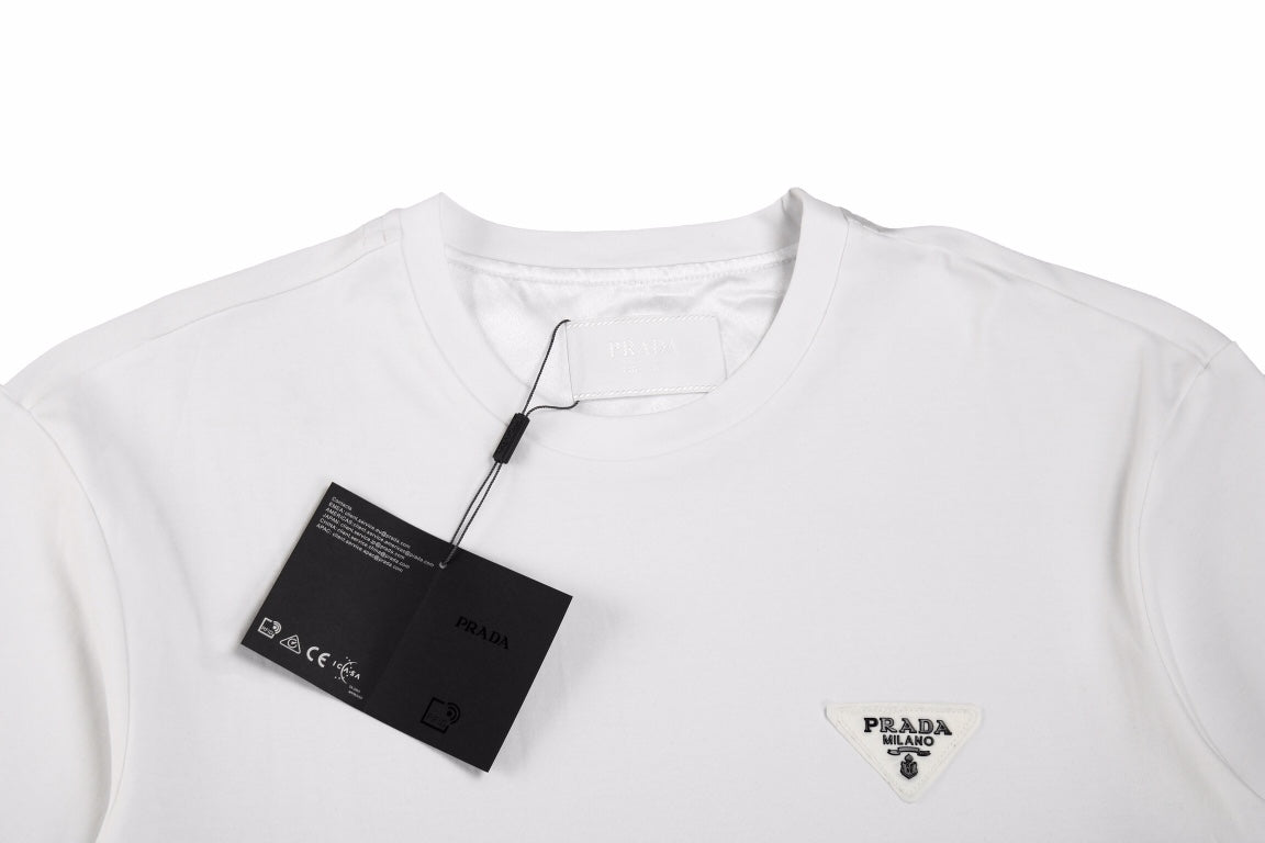 Pra*a logo t-shirt (white)