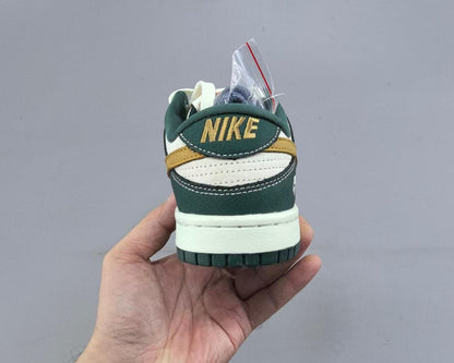 Nike Dunk Low “White/Green” – Crisp Court-Inspired Style