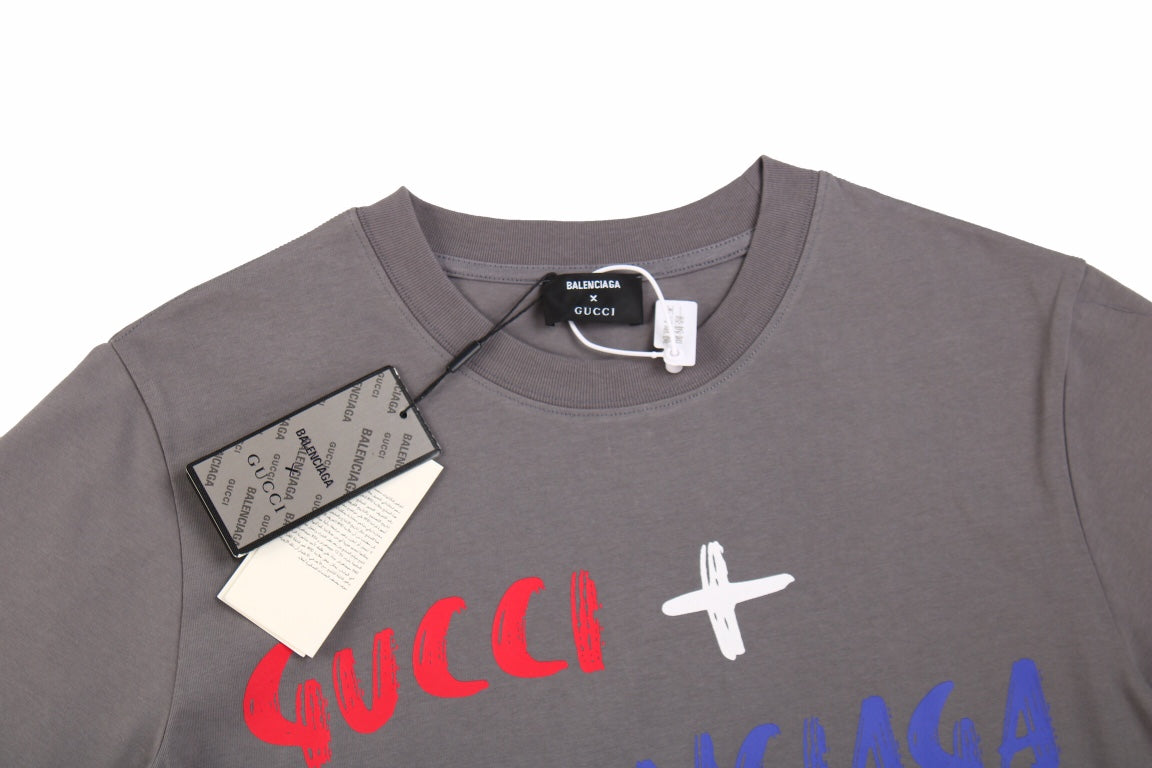 g*u*i x Ba*len*cia*ga t-shirt (gray)