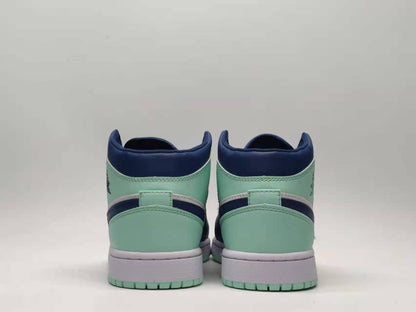 Air Jordan 1 Retro High OG "Blue Mint"