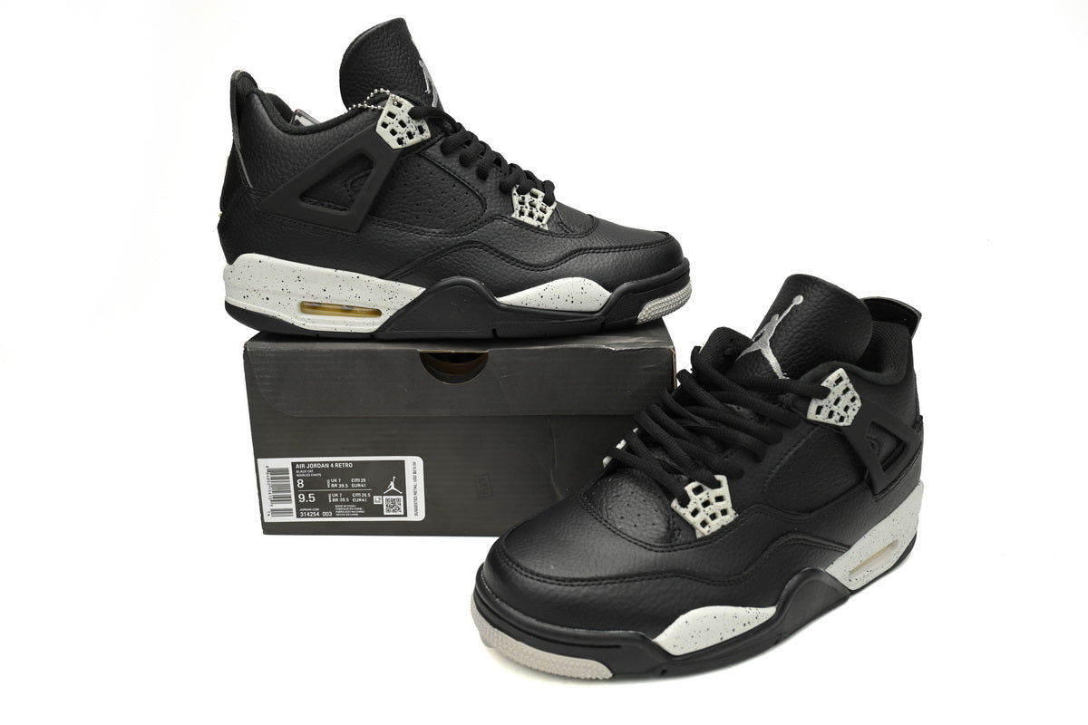 Air Jordan 4 Retro Oreo