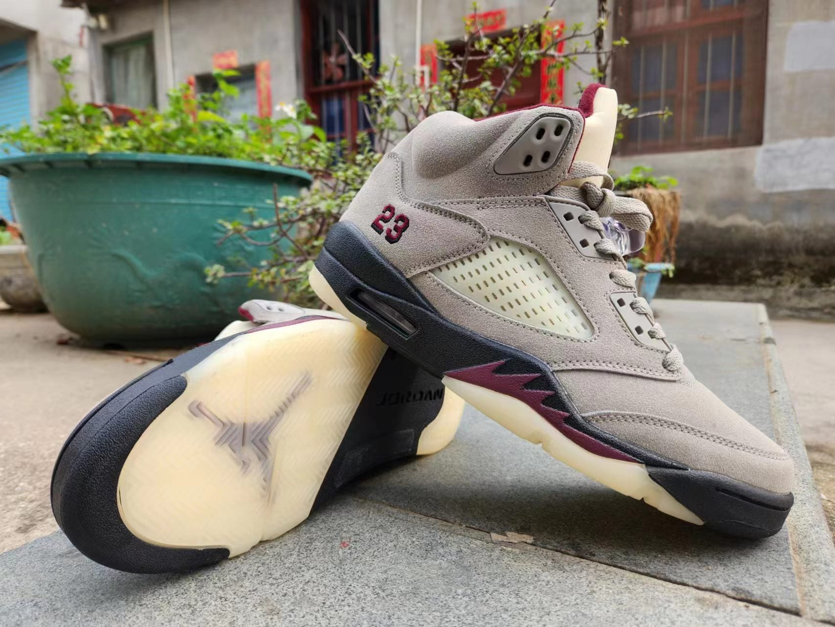 Air Jordan 5 'Burgundy