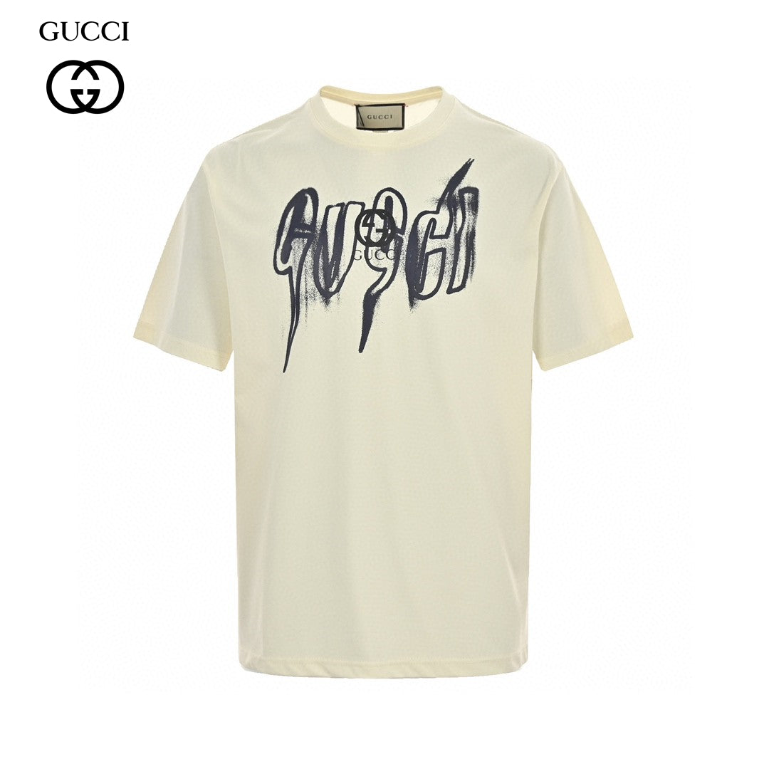 G*u*i graphic cream t-shirt