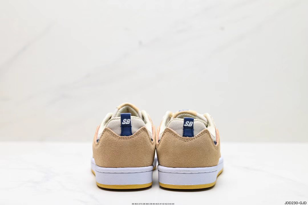 Alleyoop in Khaki: Urban Terra