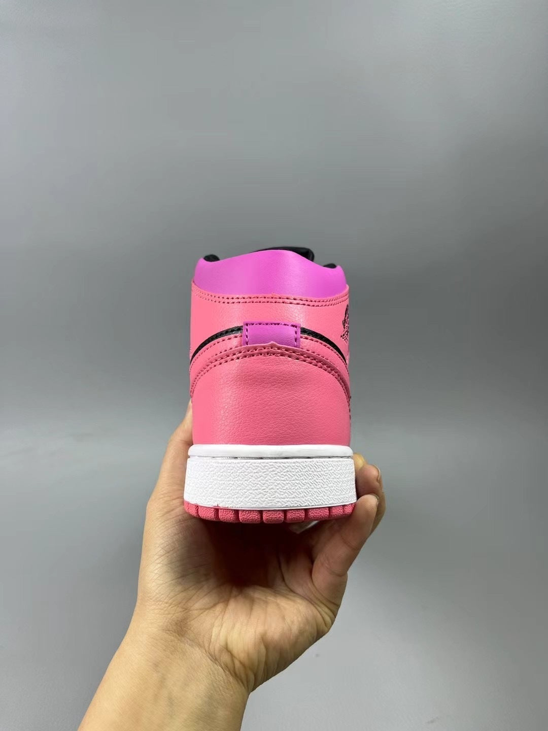 Air Jordan 1 High "Rose Pink"