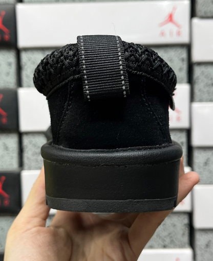 UGG Classic Snow Boot in Black