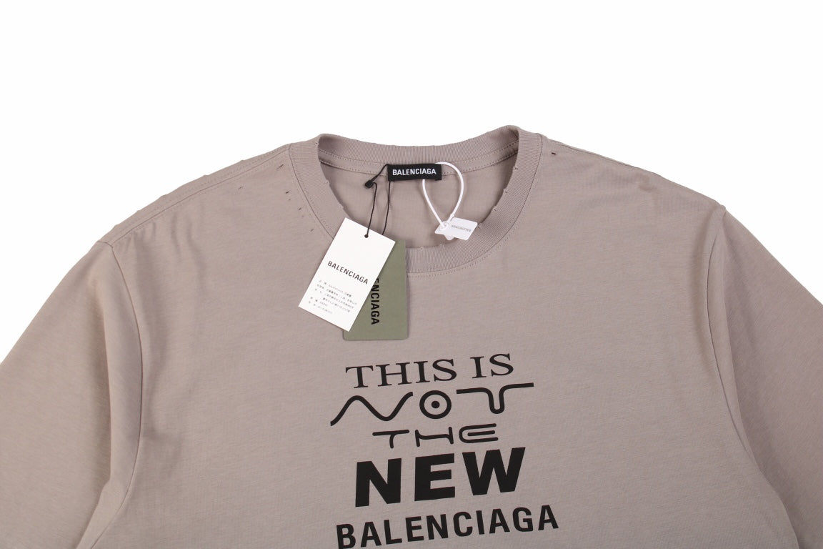 Ba*len*cia*ga 'this is not the new logo' t-shirt