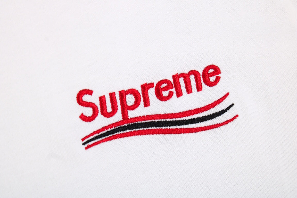 Ba*len*cia*ga x sup*e t-shirt with front logo (white)