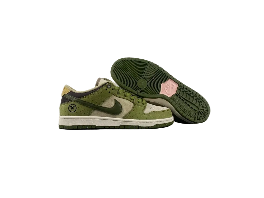 Nike SB Dunk Low "Olympic Gold / Green Champion"