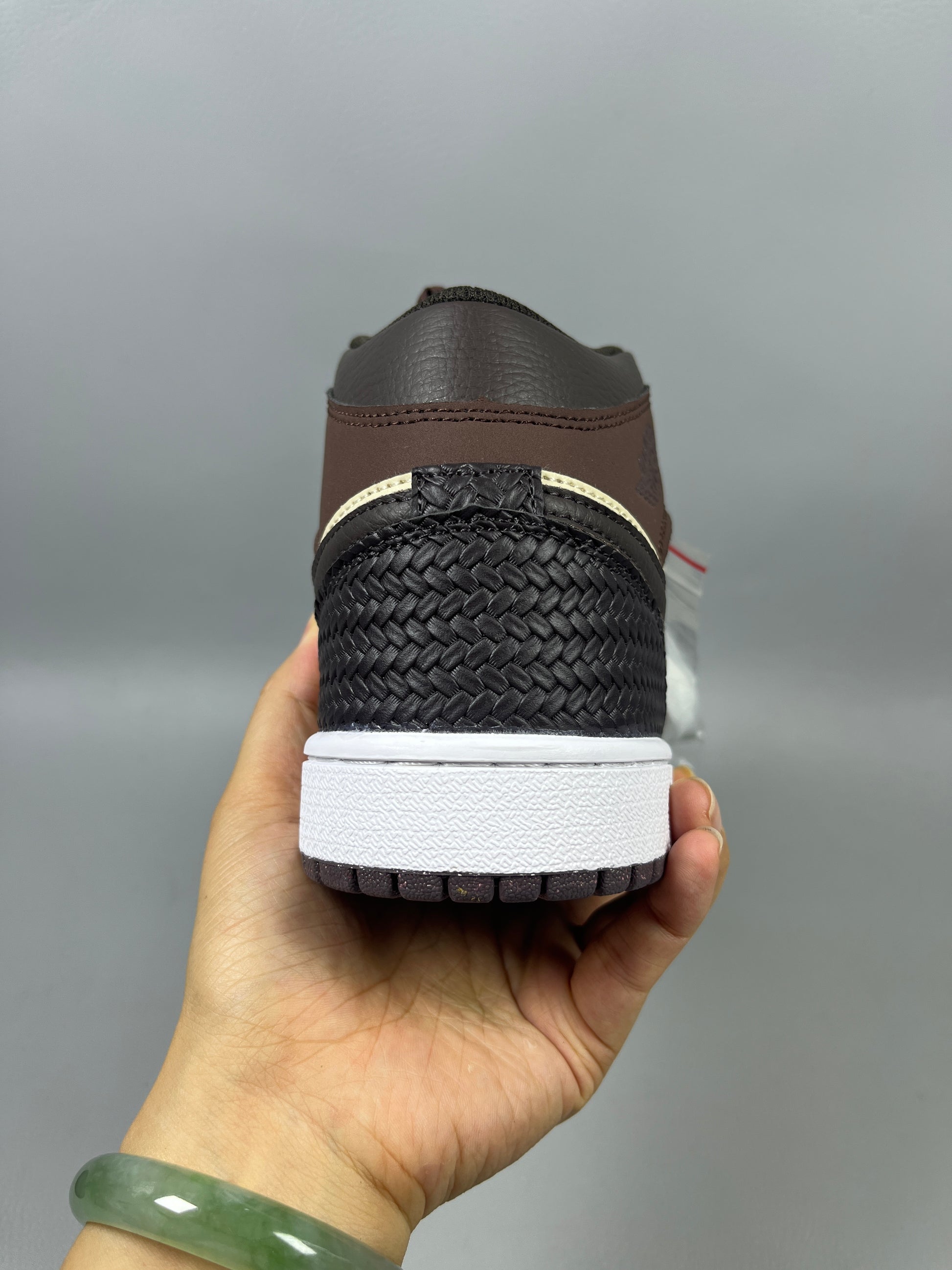 Air Jordan 1 Mid "Brown/Sail/Black"