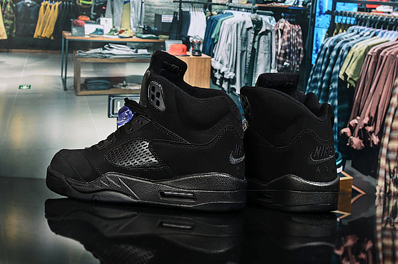 Jordan 5 'Triple Black'