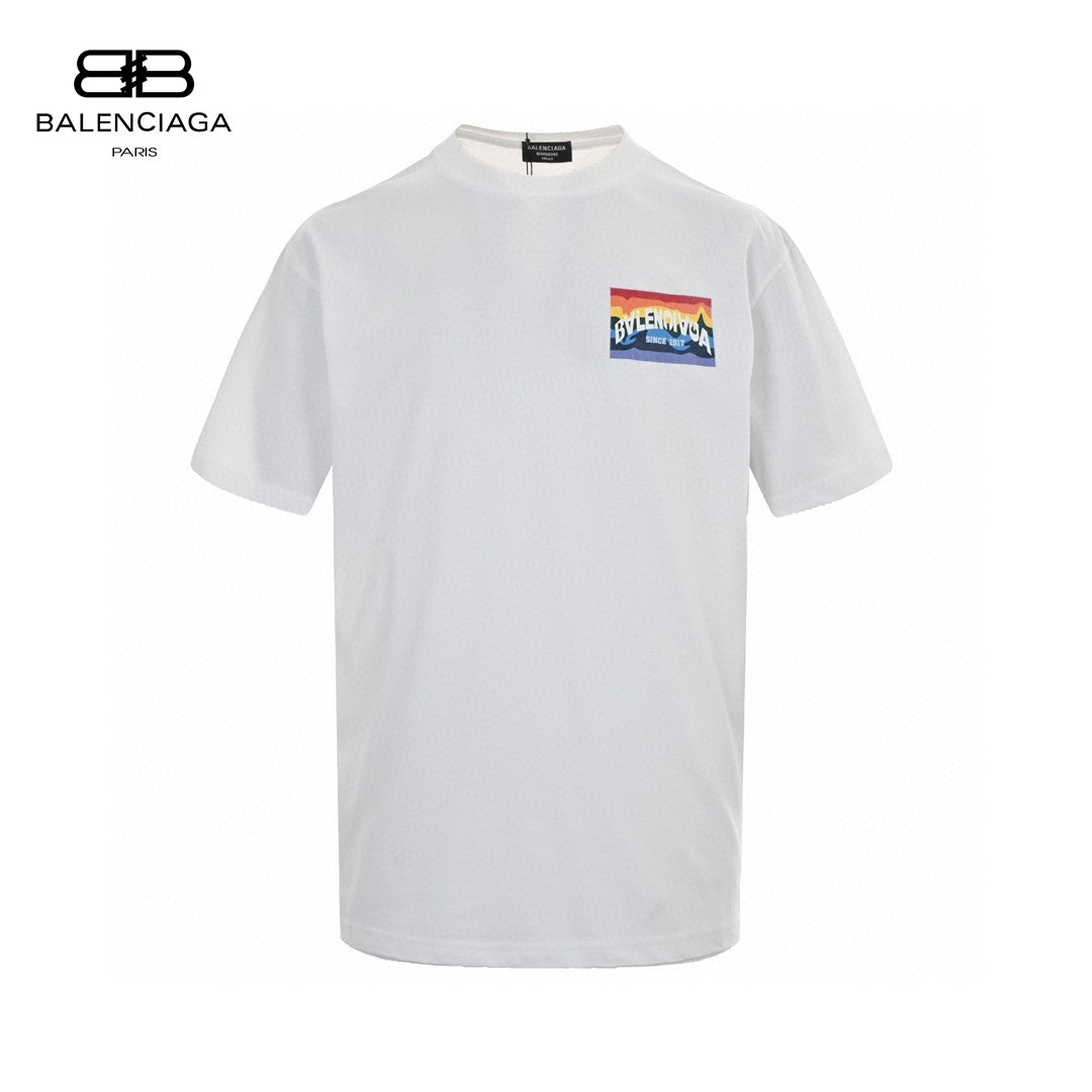 Ba*len*cia*ga white t-shirt with mountain graphic