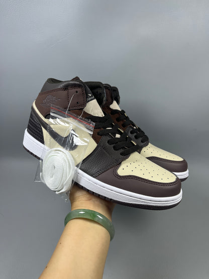 Air Jordan 1 Mid "Brown/Sail/Black"