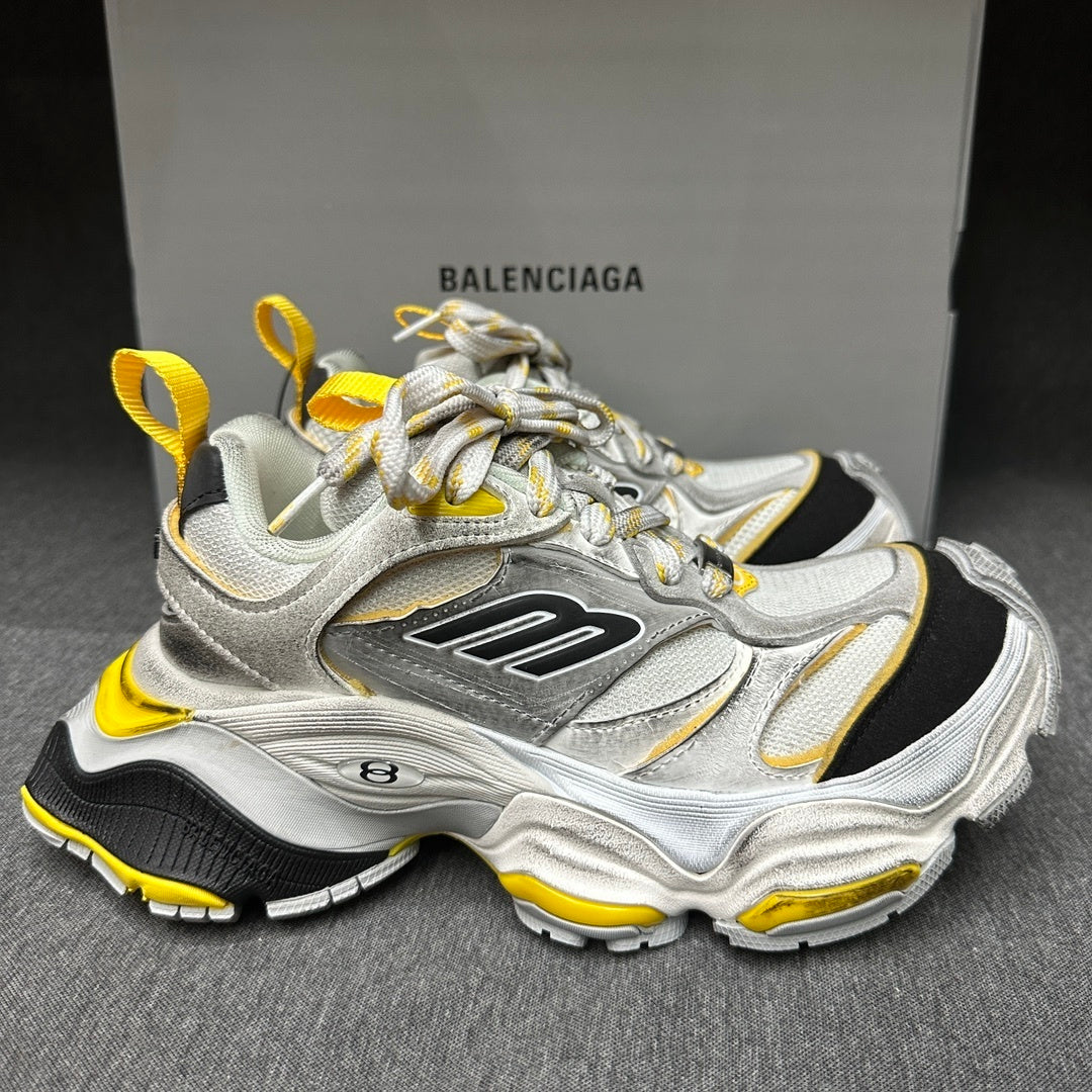 Balenciaga Sneaker in Black/Yellow: Urban Luminescence