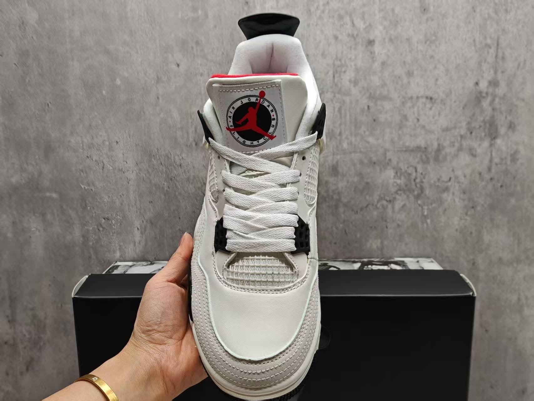 Air Jordan 4 Retro "Flight Nostalgia"