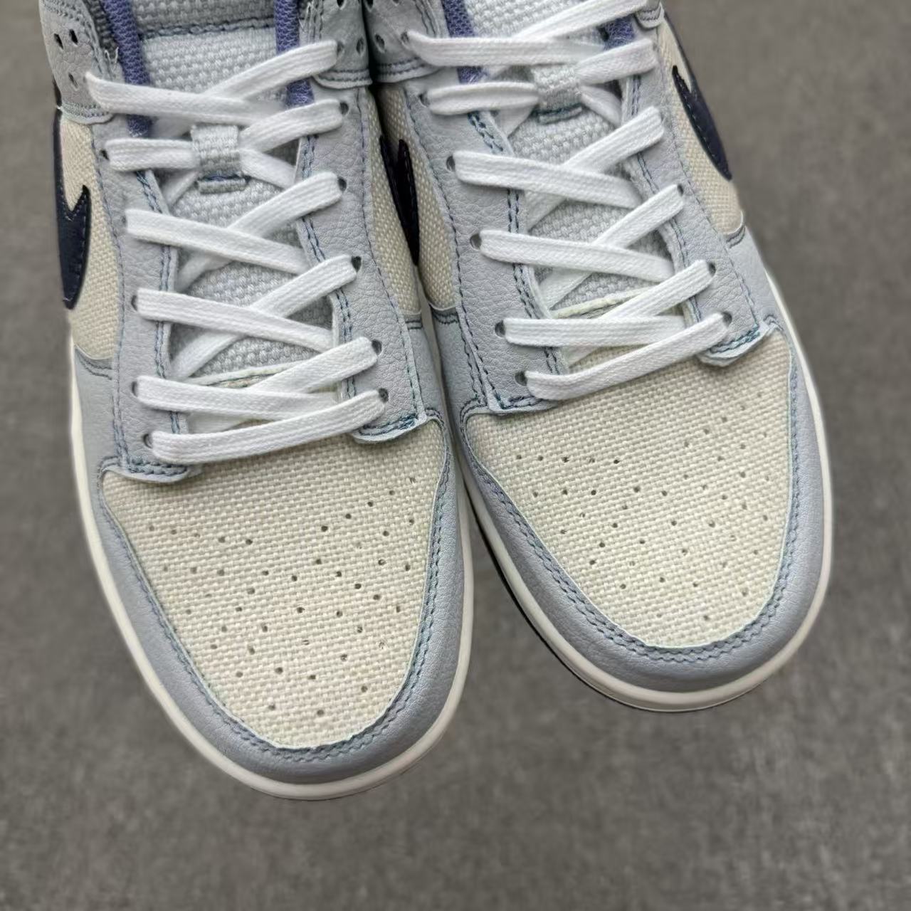 Nike Dunk Low “Blue/White” – Iconic Court-to-Street Classic