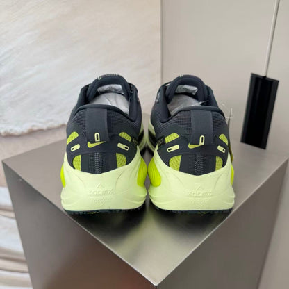 Nike Zoom Vomero in Green: Biomechanical Canopy