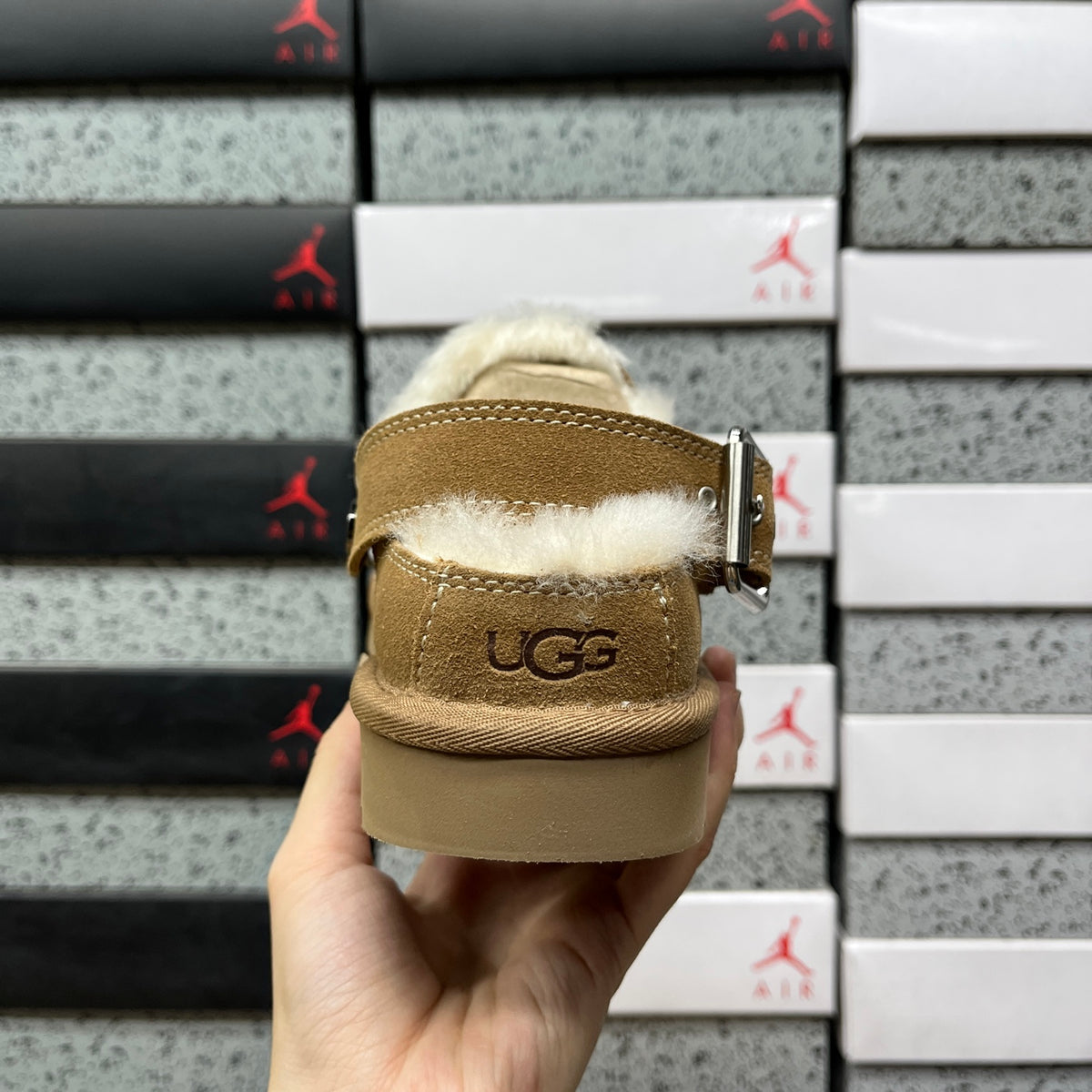 UGG Classic Snow Boot in Chestnut