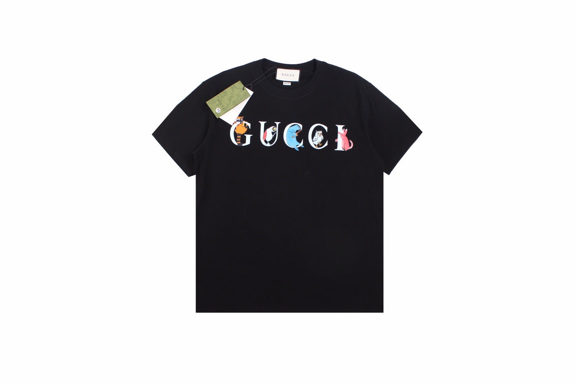 G*u*i t-shirt