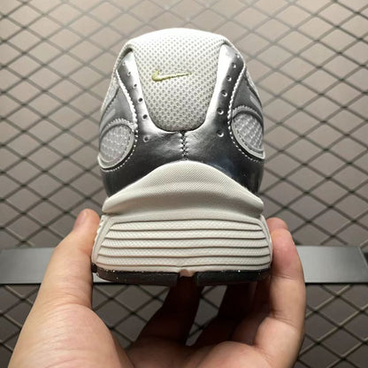Nike V5 RNR “Silver/White” – Y2K Futuristic Runner