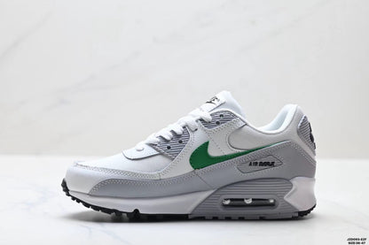 Nike Air Max in White/Grey: Urban Aerial