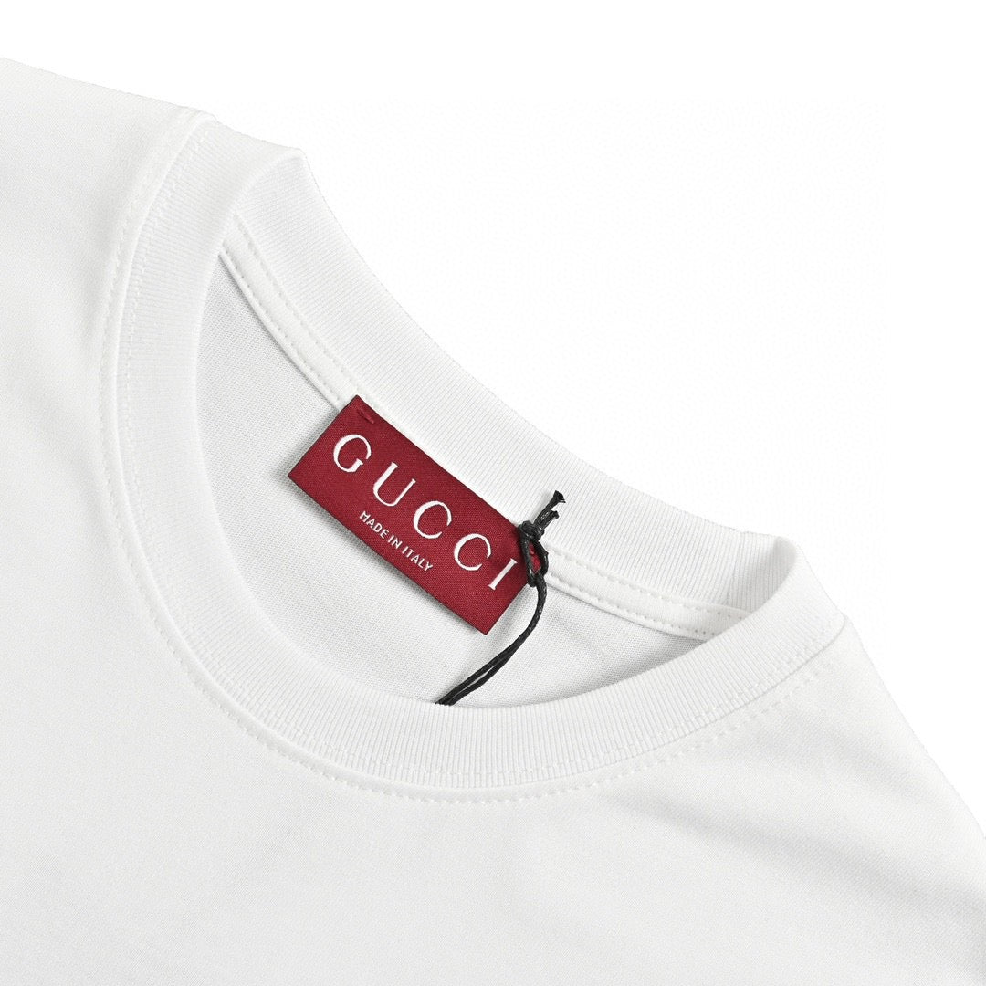 G*u*i white t-shirt with firenze 1921 logo