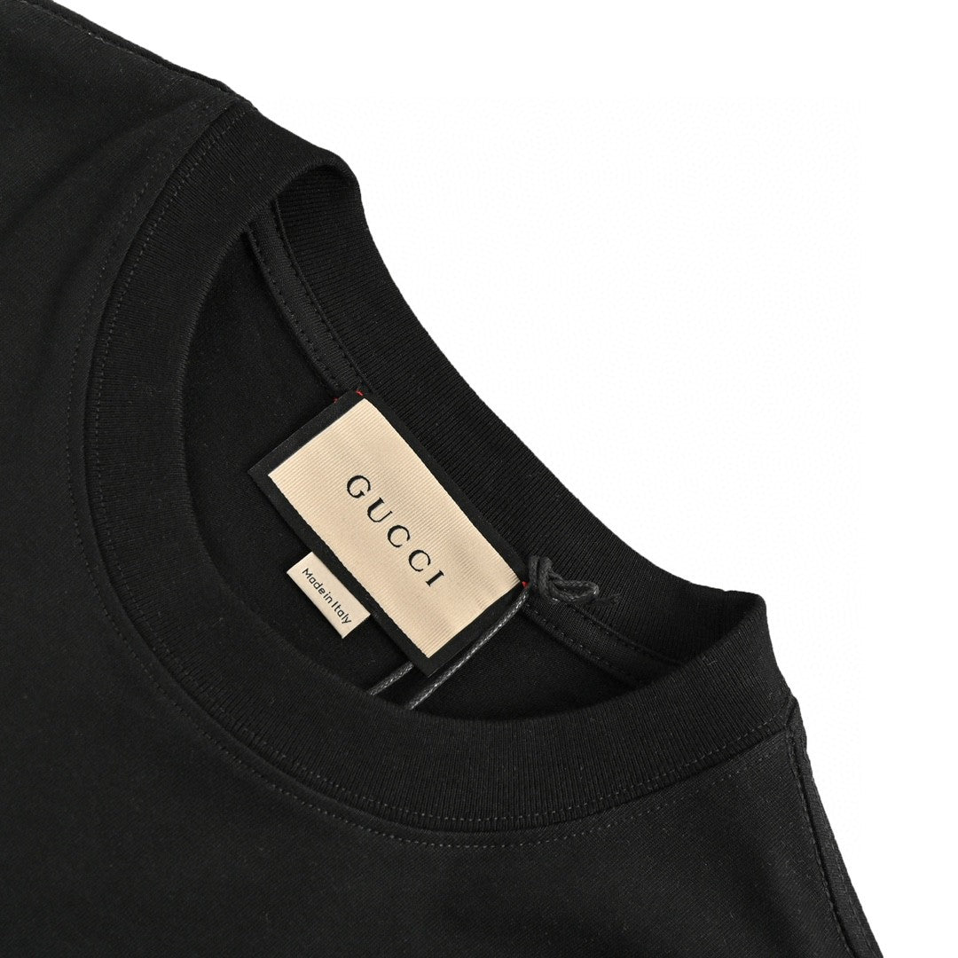 G*u*i embellished black t-shirt