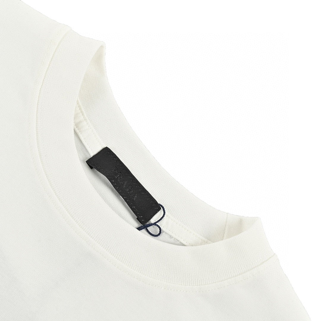 Pra*a pocket t-shirt