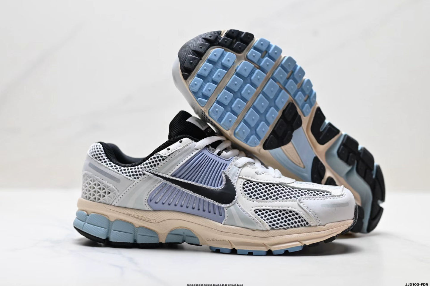Nike Zoom Vomero 5 “Court Blue” – Retro Runner with a Cool Palette