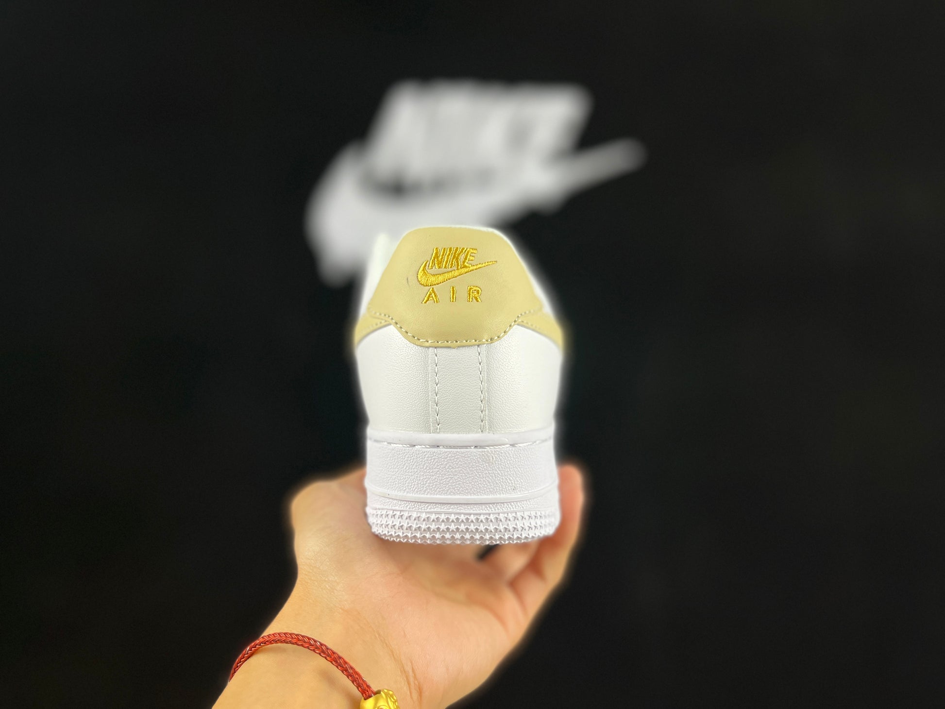 NIKE AIR FORCE 1 "Mini Swoosh White/Yellow"