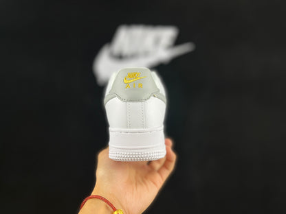 NIKE AIR FORCE 1 "Mini Swoosh White/Grey"