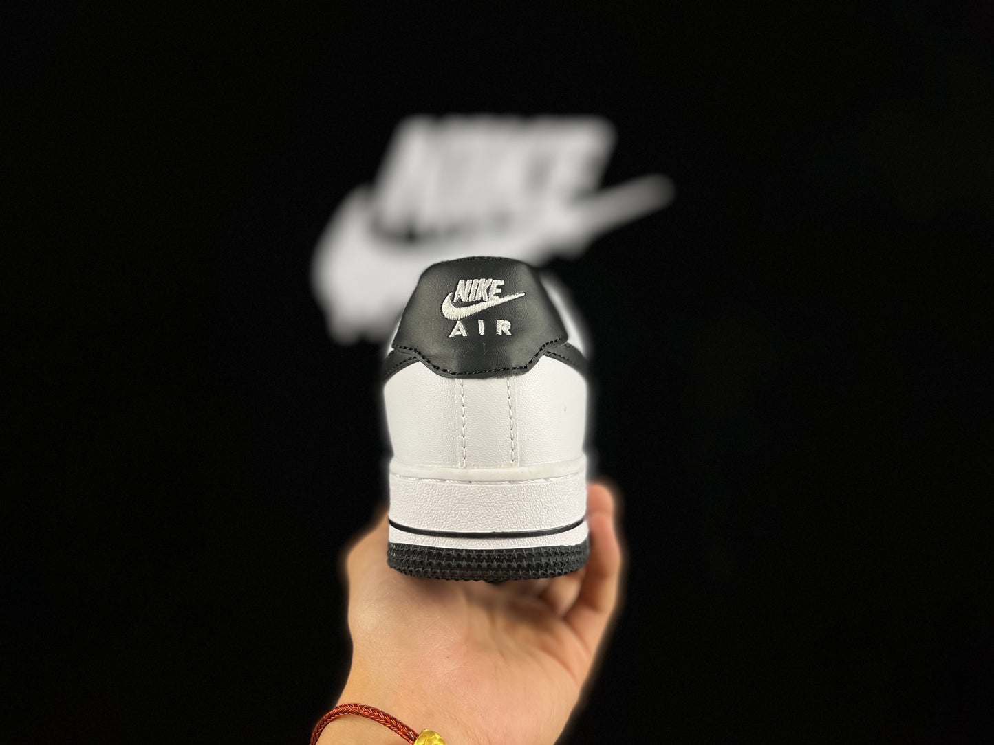 NIKE AIR FORCE 1 Low "Leather OG White/Black"