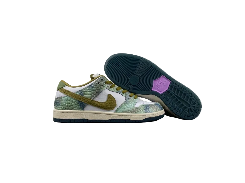 Nike SB Dunk Low "Chameleon"