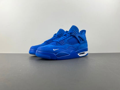 Air Jordan 4 Retro in 'University Blue'