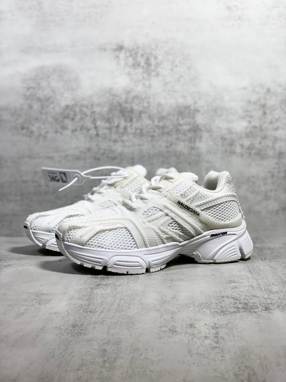 Balenciaga in White: Architectural Purity