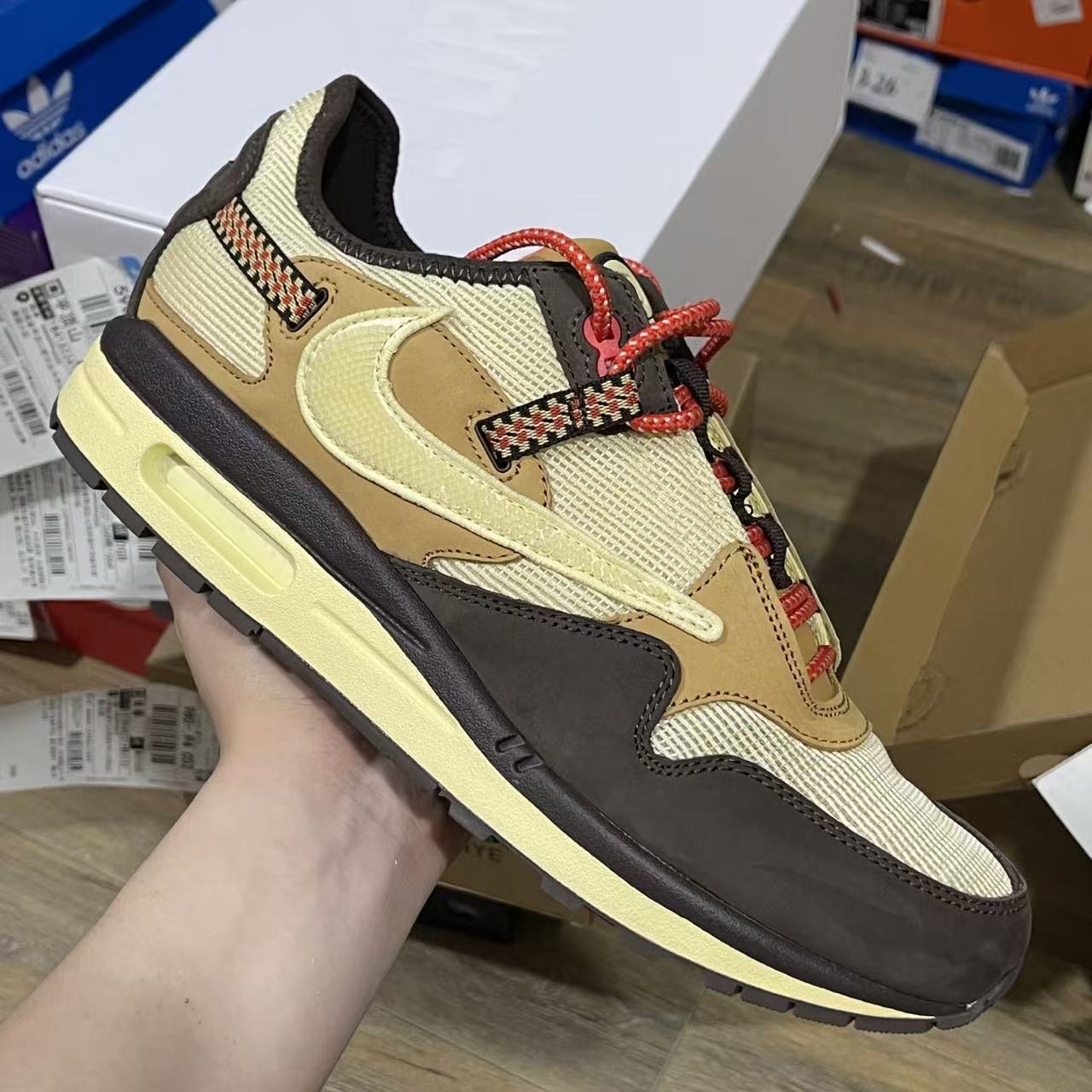 Nike Air Max 1 in Baroque Brown: Heritage Patina