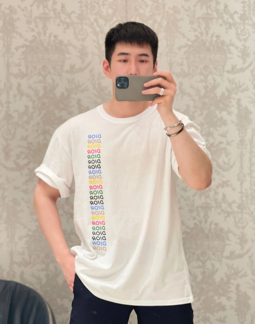 Dior T-Shirt - Multicolor Vertical Logo